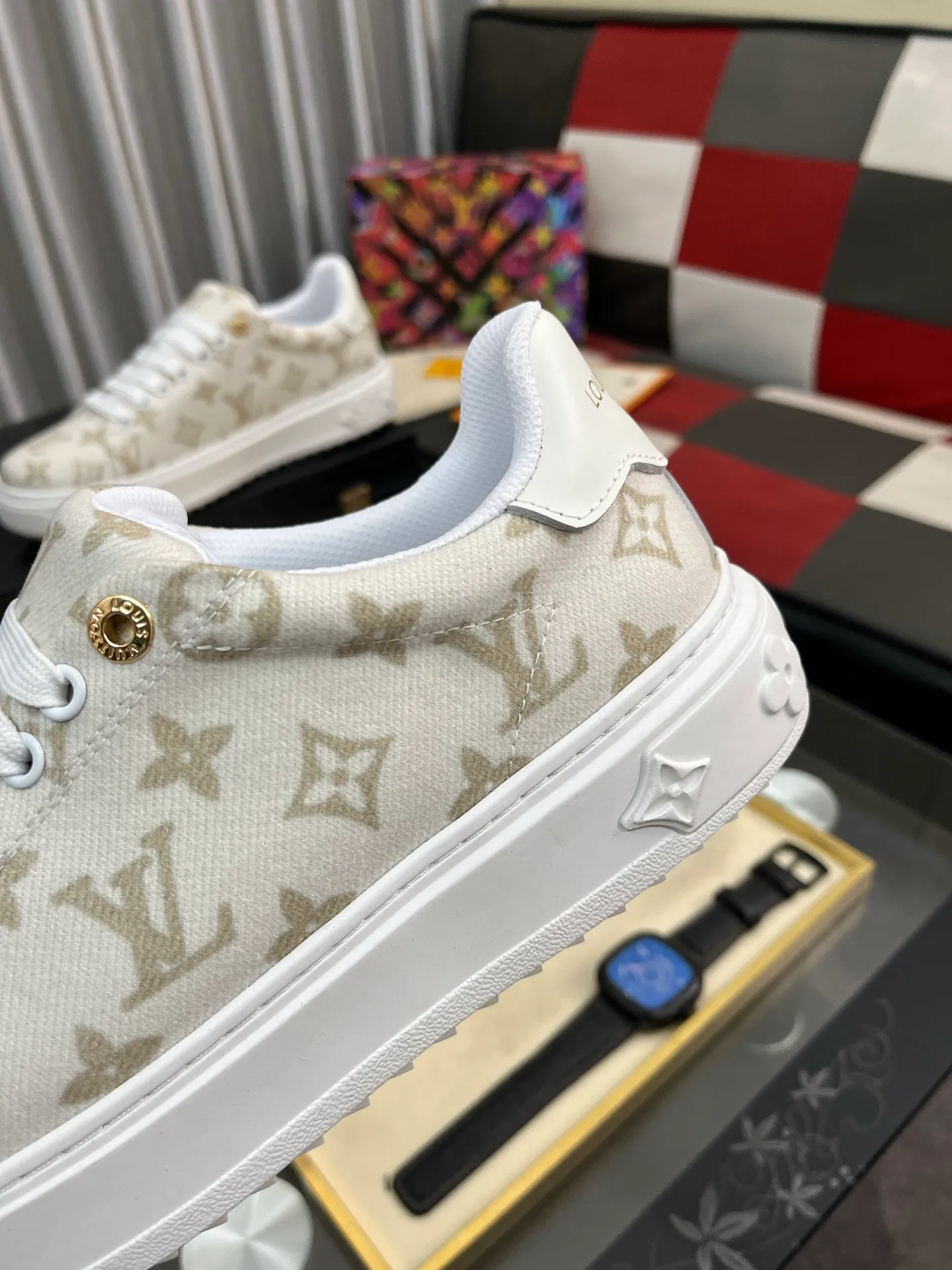 Men's shoes 💰540⌚️⌚️[Louis Vuitton LV] Dad shoes are popular casual sports shoes with outsole, breathable and comfortable, easy to walk, trendy men's versatile fly woven epoxy matching ➕leather lining➕Gucci's popular original outsole, sports and running style, super comfortable. Size 38-445️⃣Colors available